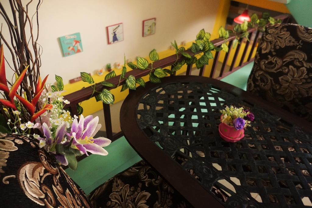 Cm City Hostel Чиангмай Екстериор снимка