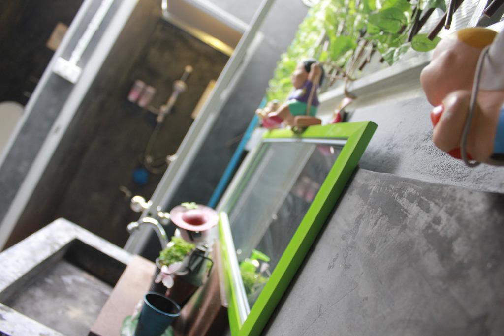 Cm City Hostel Чиангмай Екстериор снимка