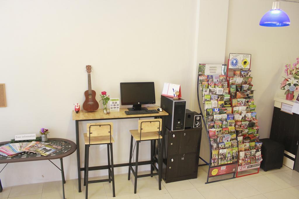 Cm City Hostel Чиангмай Екстериор снимка