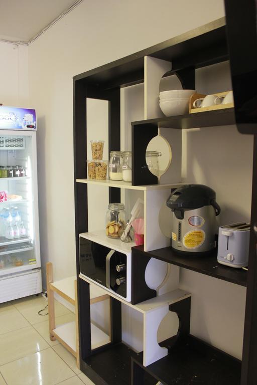 Cm City Hostel Чиангмай Екстериор снимка
